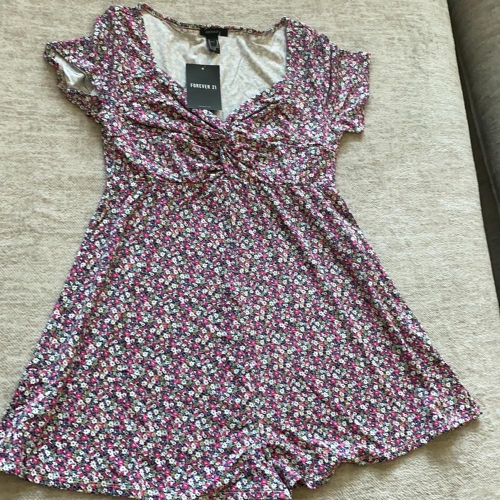 Floral romper - Picture 3 of 7